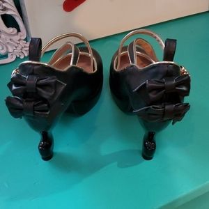 Stylish heels  (New never worn)